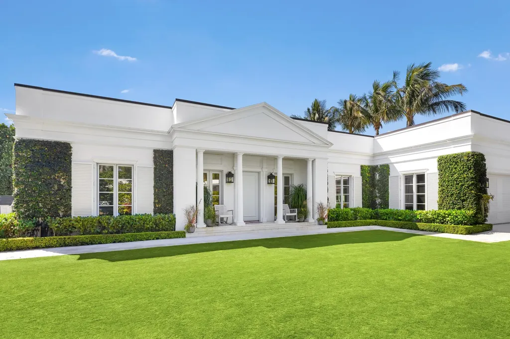 208 Sandpiper Drive Palm Beach FL 33480