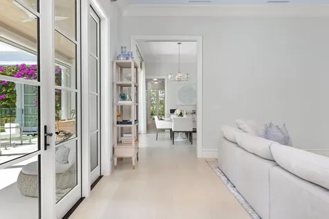 208 Sandpiper Drive Palm Beach FL 33480