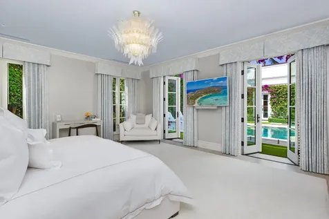 208 Sandpiper Drive Palm Beach FL 33480