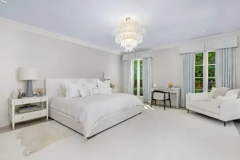 208 Sandpiper Drive Palm Beach FL 33480