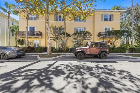 104 Osceola Lane Jupiter FL 33458