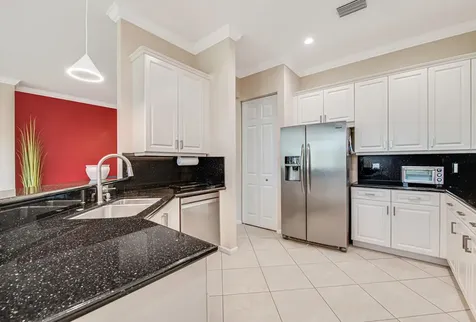 7727 Ocean Sunset Drive Lake Worth FL 33467