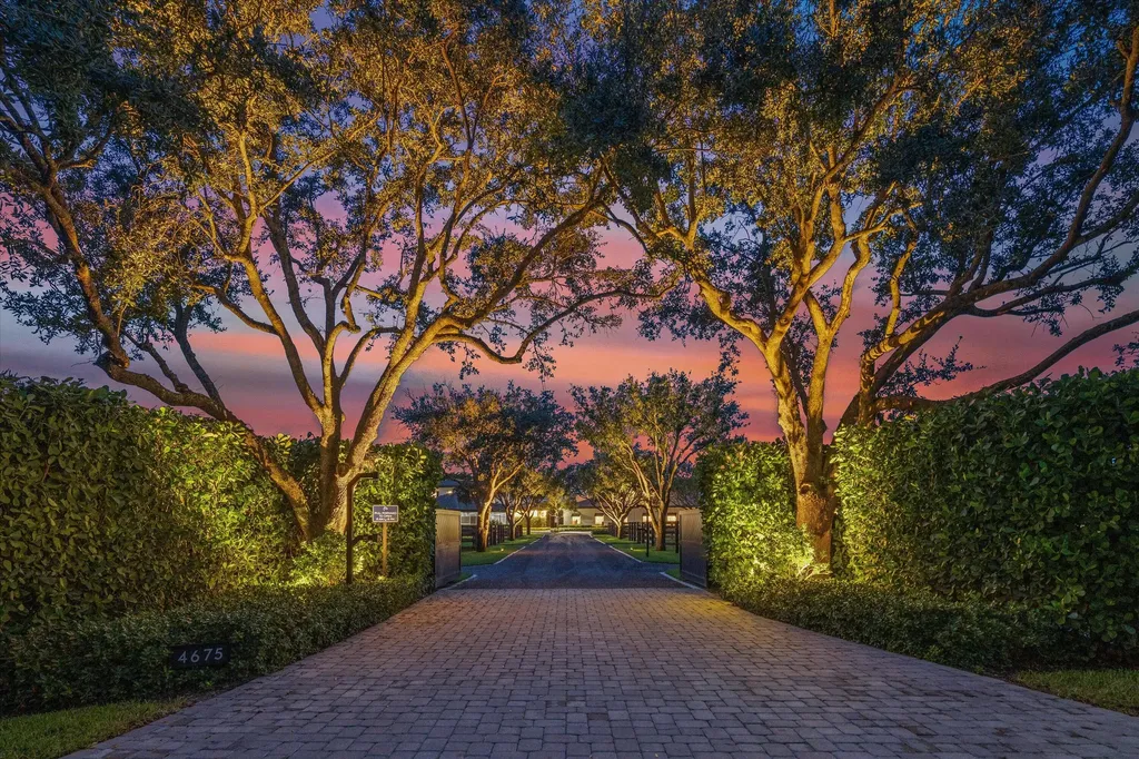 4675 Stables Way Wellington FL 33414