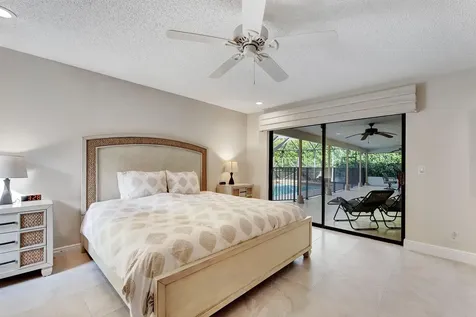 7379 London Lane Boca Raton FL 33433