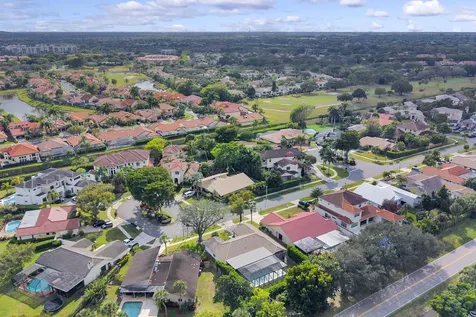 7379 London Lane Boca Raton FL 33433