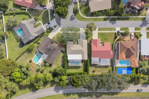 7379 London Lane Boca Raton FL 33433