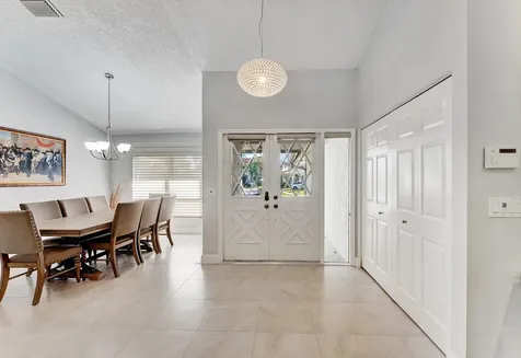 7379 London Lane Boca Raton FL 33433