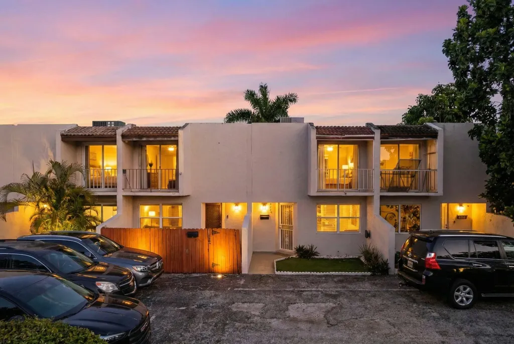 5909 Sw 36th Court Davie FL 33314