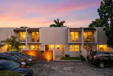 5909 Sw 36th Court Davie FL 33314