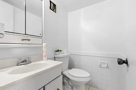 5909 Sw 36th Court Davie FL 33314