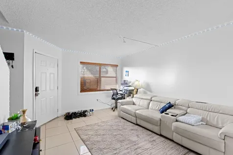 5909 Sw 36th Court Davie FL 33314