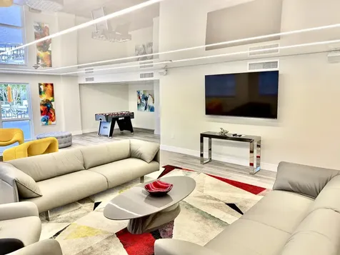 340 Sunset Drive Fort Lauderdale FL 33301