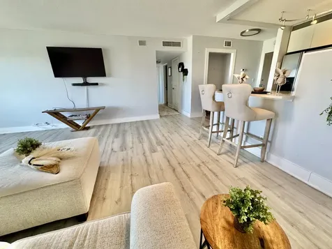 340 Sunset Drive Fort Lauderdale FL 33301