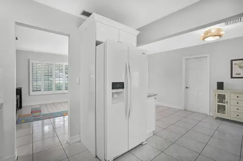 351 Ne 28th Road Boca Raton FL 33431