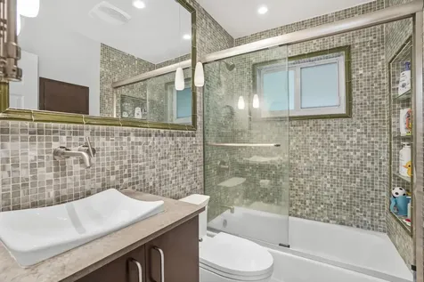 351 Ne 28th Road Boca Raton FL 33431
