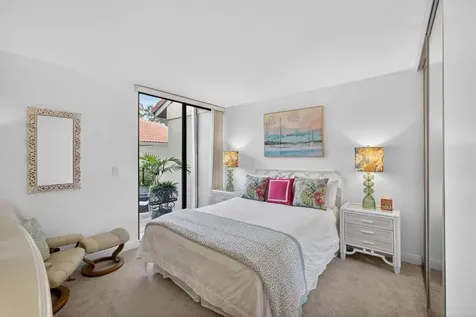 301 Old Meadow Way Palm Beach Gardens FL 33418