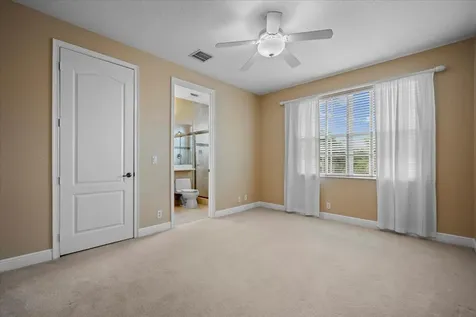 4902 Vine Cliff Way Palm Beach Gardens FL 33418