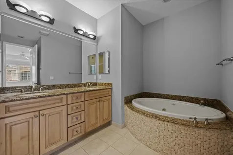 4902 Vine Cliff Way Palm Beach Gardens FL 33418