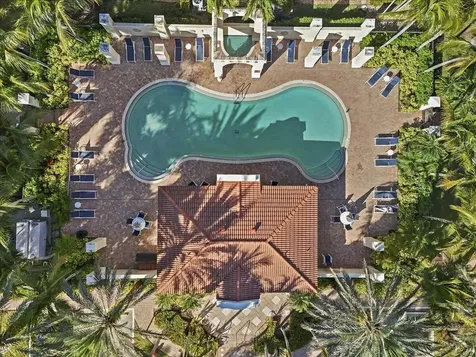 4902 Vine Cliff Way Palm Beach Gardens FL 33418