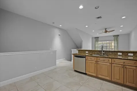 4902 Vine Cliff Way Palm Beach Gardens FL 33418