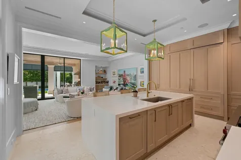218 Brazilian Avenue Palm Beach FL 33480