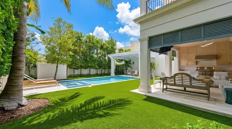 218 Brazilian Avenue Palm Beach FL 33480