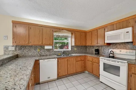 6730 Starkeys Place Lake Worth FL 33467