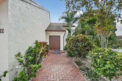 6730 Starkeys Place Lake Worth FL 33467