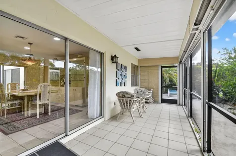 6730 Starkeys Place Lake Worth FL 33467