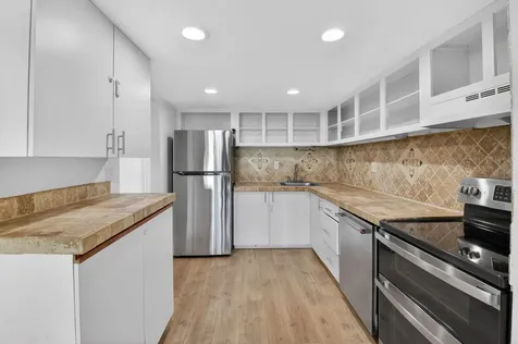4761 Nw 2nd Avenue Boca Raton FL 33431