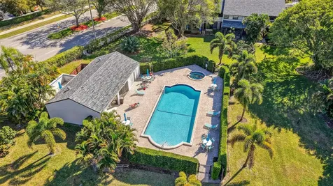4761 Nw 2nd Avenue Boca Raton FL 33431