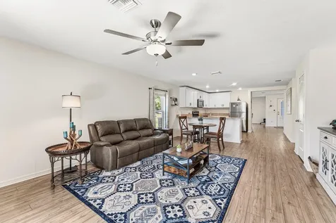 1652 Sw Penrose Avenue Port Saint Lucie FL 34953