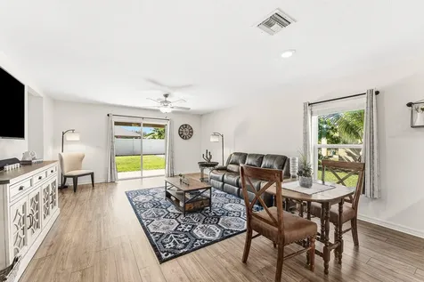 1652 Sw Penrose Avenue Port Saint Lucie FL 34953