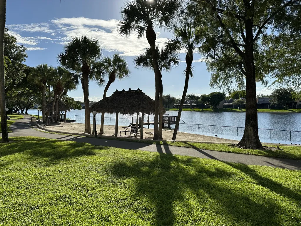 1101 Colony Point Circle Pembroke Pines FL 33026