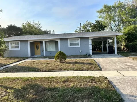 207 Huron Place West Palm Beach FL 33409