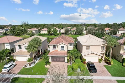 7865 Jewelwood Drive Boynton Beach FL 33437