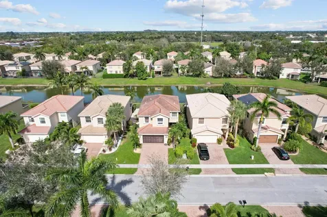 7865 Jewelwood Drive Boynton Beach FL 33437