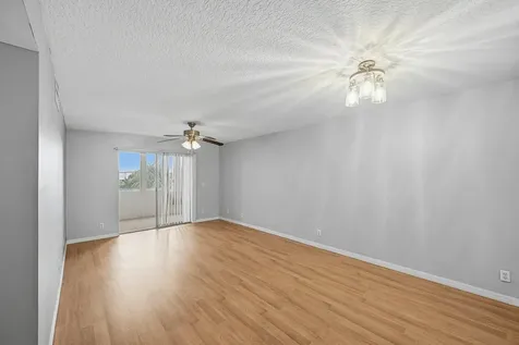 130 Ne 26th Avenue Boynton Beach FL 33435