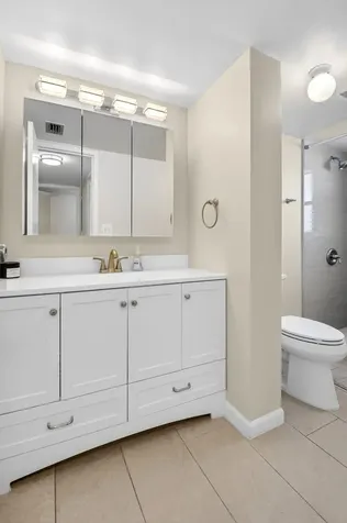 3661 Via Poinciana Lake Worth FL 33467