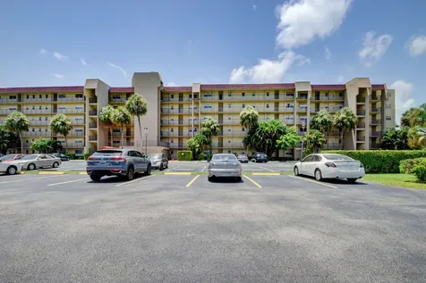 3661 Via Poinciana Lake Worth FL 33467