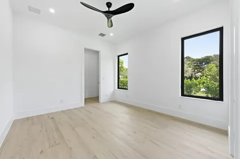 5770 Dixie Belle Road Palm Beach Gardens FL 33418