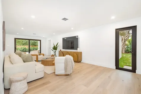 350 Colonial Road West Palm Beach FL 33405
