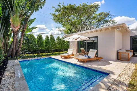 350 Colonial Road West Palm Beach FL 33405