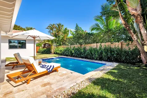 350 Colonial Road West Palm Beach FL 33405