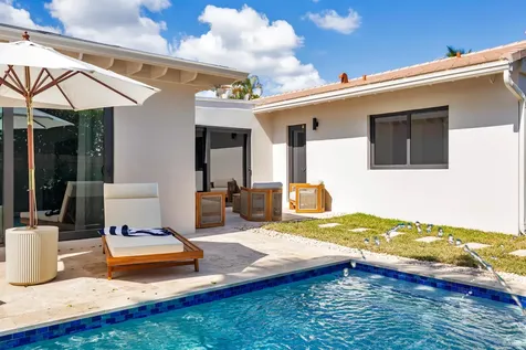 350 Colonial Road West Palm Beach FL 33405