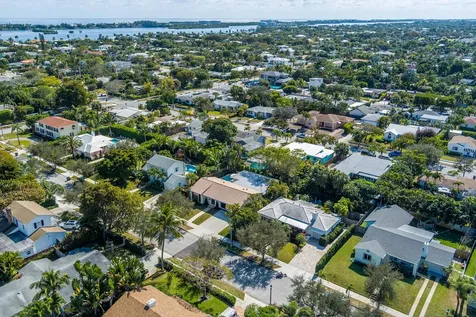 350 Colonial Road West Palm Beach FL 33405