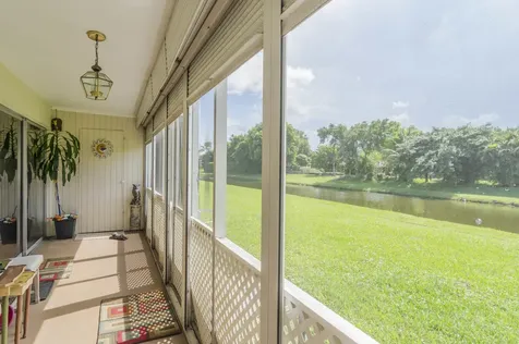 10693 N Military Trail Palm Beach Gardens FL 33410