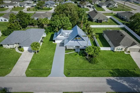 4581 Sw Uleta Street Port Saint Lucie FL 34953