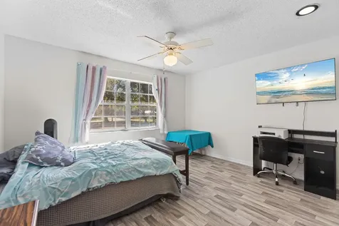 2902 Grove Drive Fort Pierce FL 34981