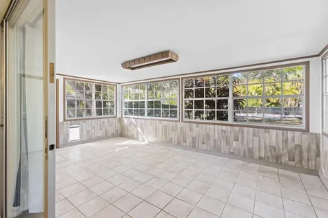 2902 Grove Drive Fort Pierce FL 34981